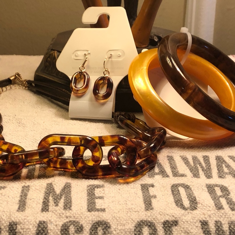 NWT Necklace, Earrings and two bangle bracelets.